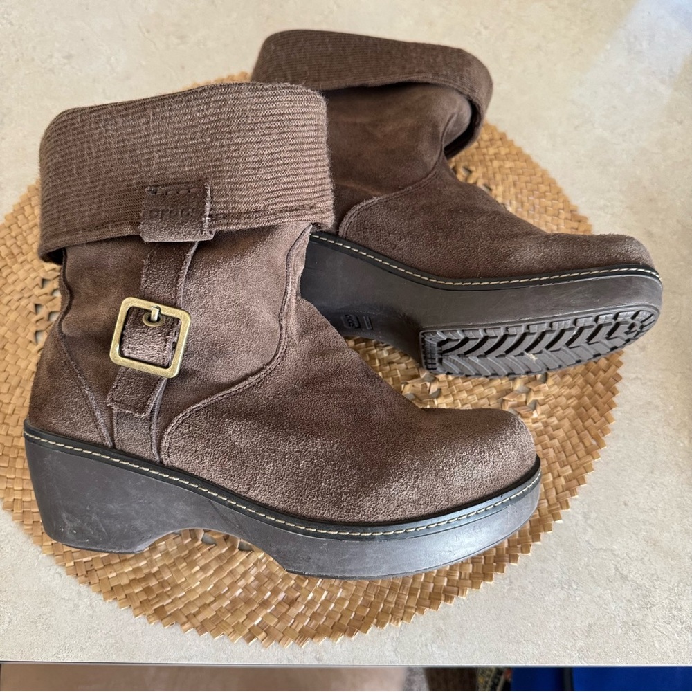 Womens Crocs 11554 Cobbler Brown Leather Suede Fold Over Ankle Boots Size 9 - Picture 4 of 7